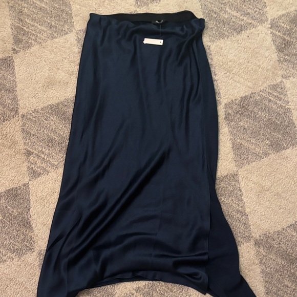 Madewell Navy Maxi Skirt - Picture 1 of 2